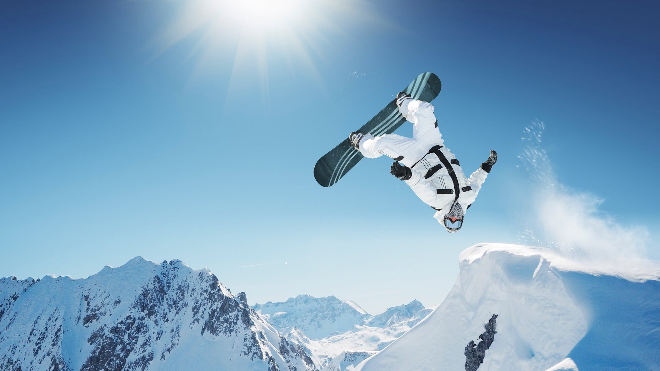 开云体育平台APP-塞内加尔青少年马术选手在2024年全国青少年马术锦标赛中表现出色，获得多项荣誉。